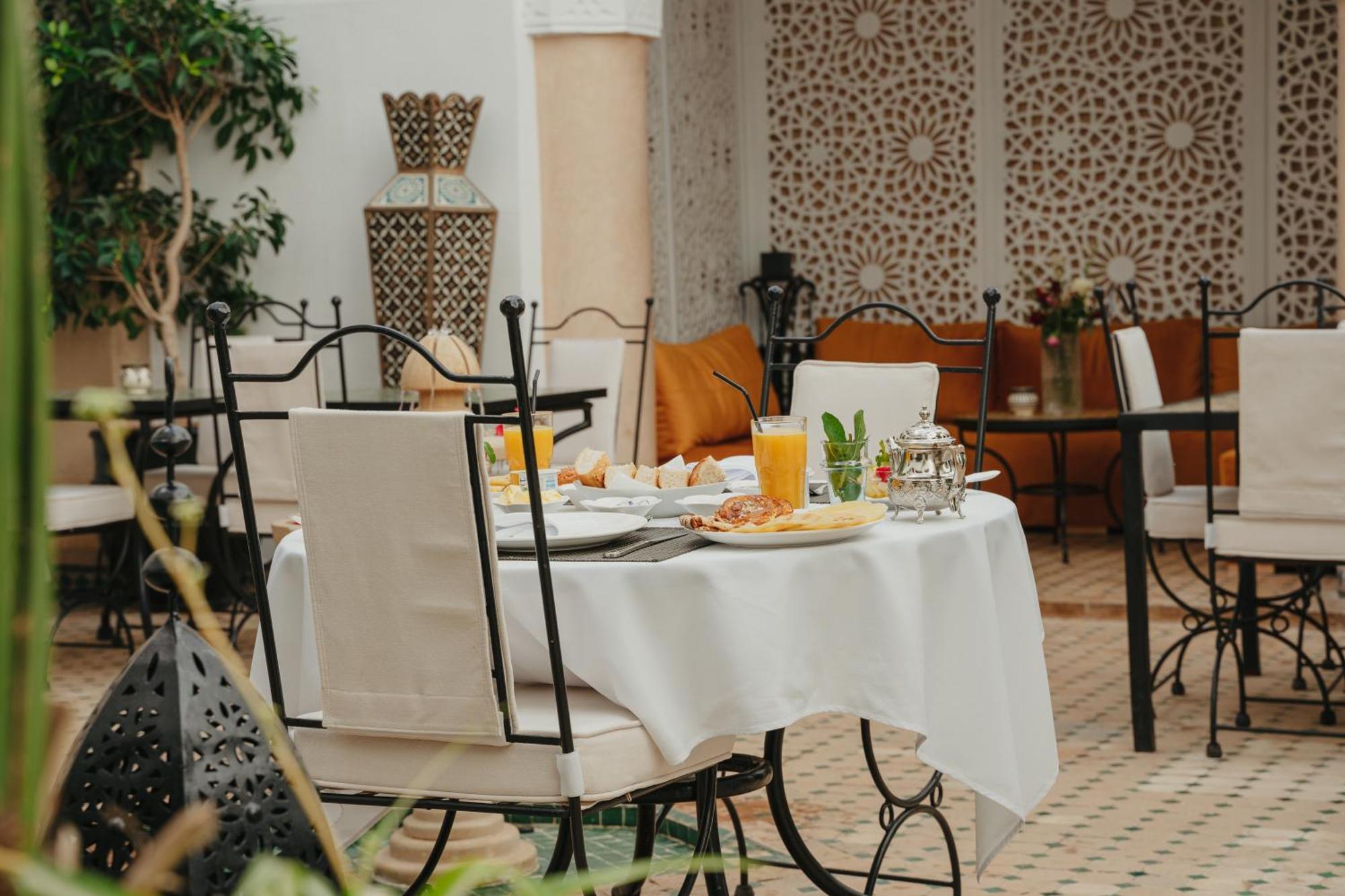 Riad Dar Dialkoum Marrakesh Exterior foto